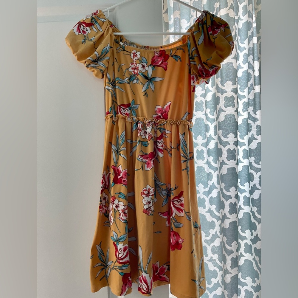 Cute girls size L/12 floral skater dress